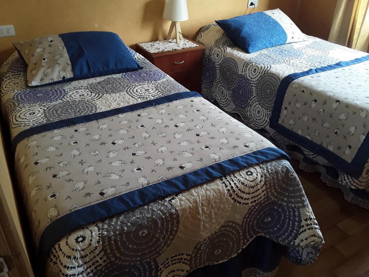 Hostal Don Pedro بويرتو ناتالز المظهر الخارجي الصورة